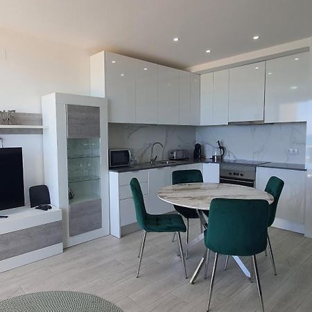 Acr Holiday Apartment كوارتيرا المظهر الخارجي الصورة