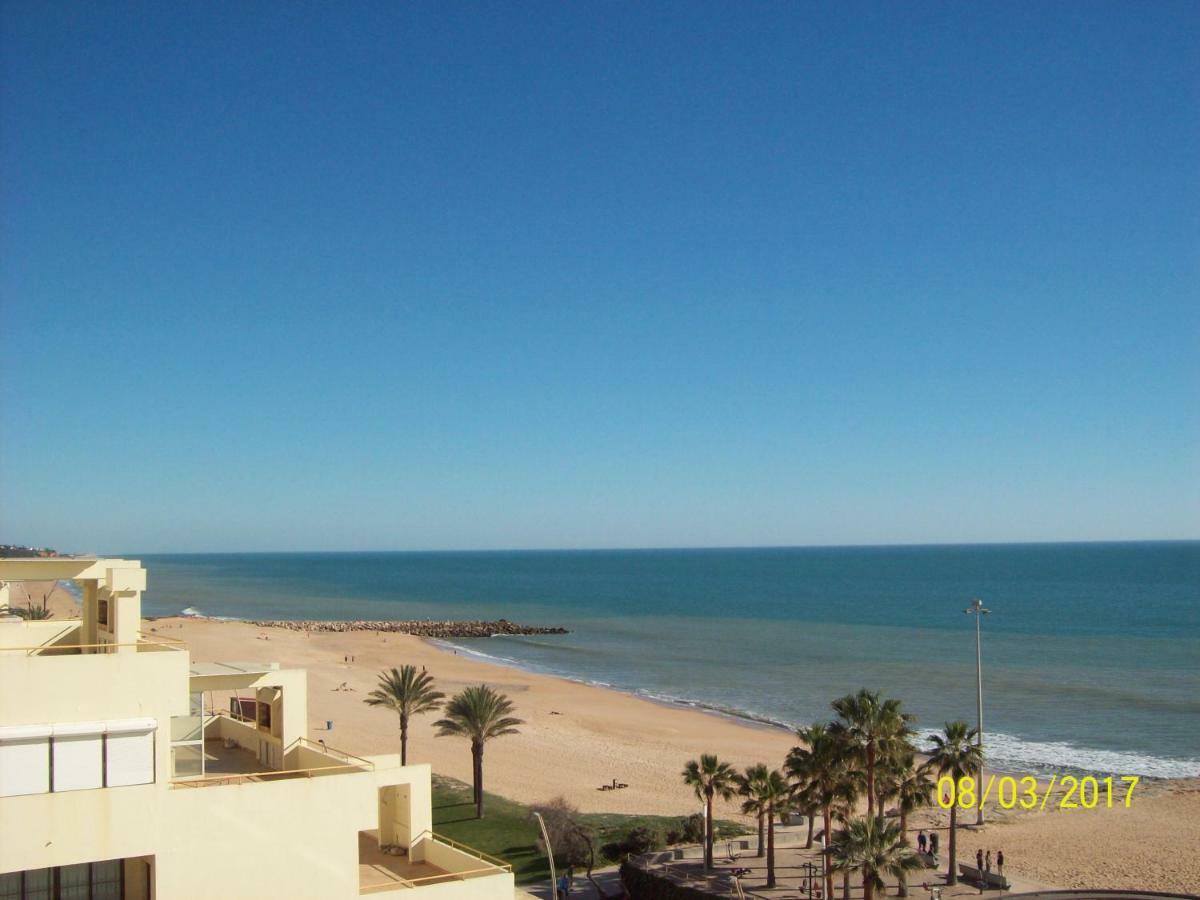 Acr Holiday Apartment كوارتيرا المظهر الخارجي الصورة